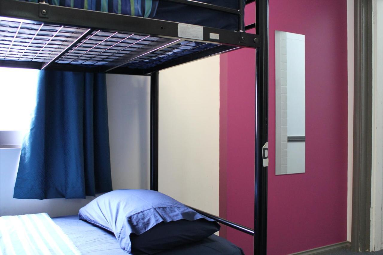 The Nook Backpackers Hostel โฮบาร์ต ภายนอก รูปภาพ