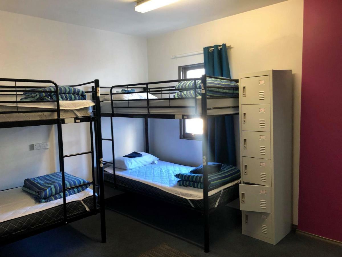 The Nook Backpackers Hostel โฮบาร์ต ภายนอก รูปภาพ