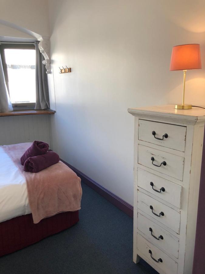 The Nook Backpackers Hostel โฮบาร์ต ภายนอก รูปภาพ